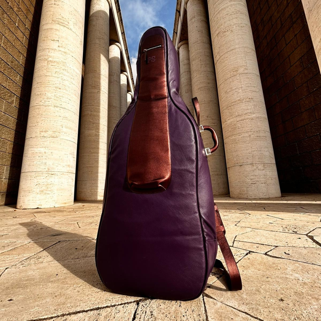 Custodia per violoncello in vera pelle realizzata da The Lost Bag by Francesca Caridi